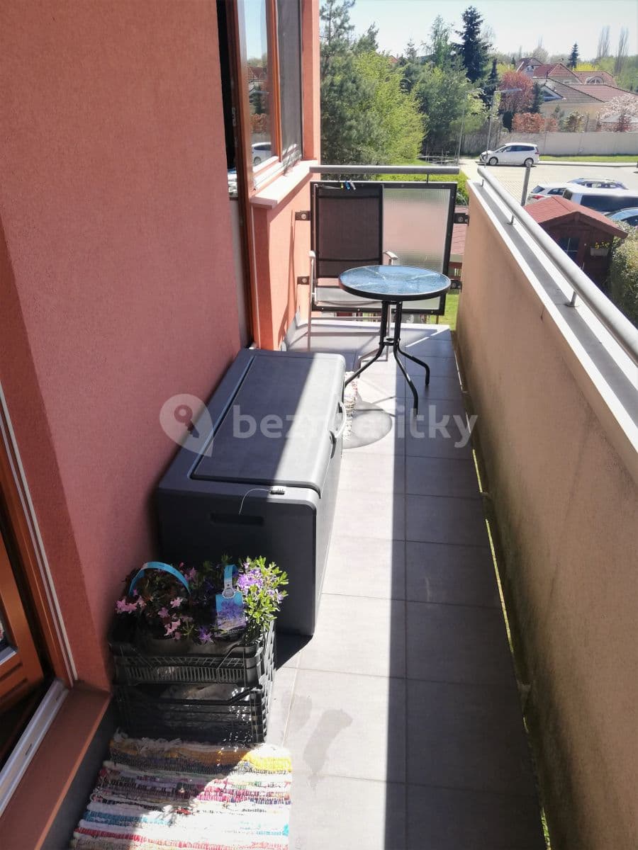Pronájem bytu 2+kk 55 m², V Kuťatech, Praha, Praha Pronájem bytu 2+kk 55 m², V Kuťatech, Praha, Praha