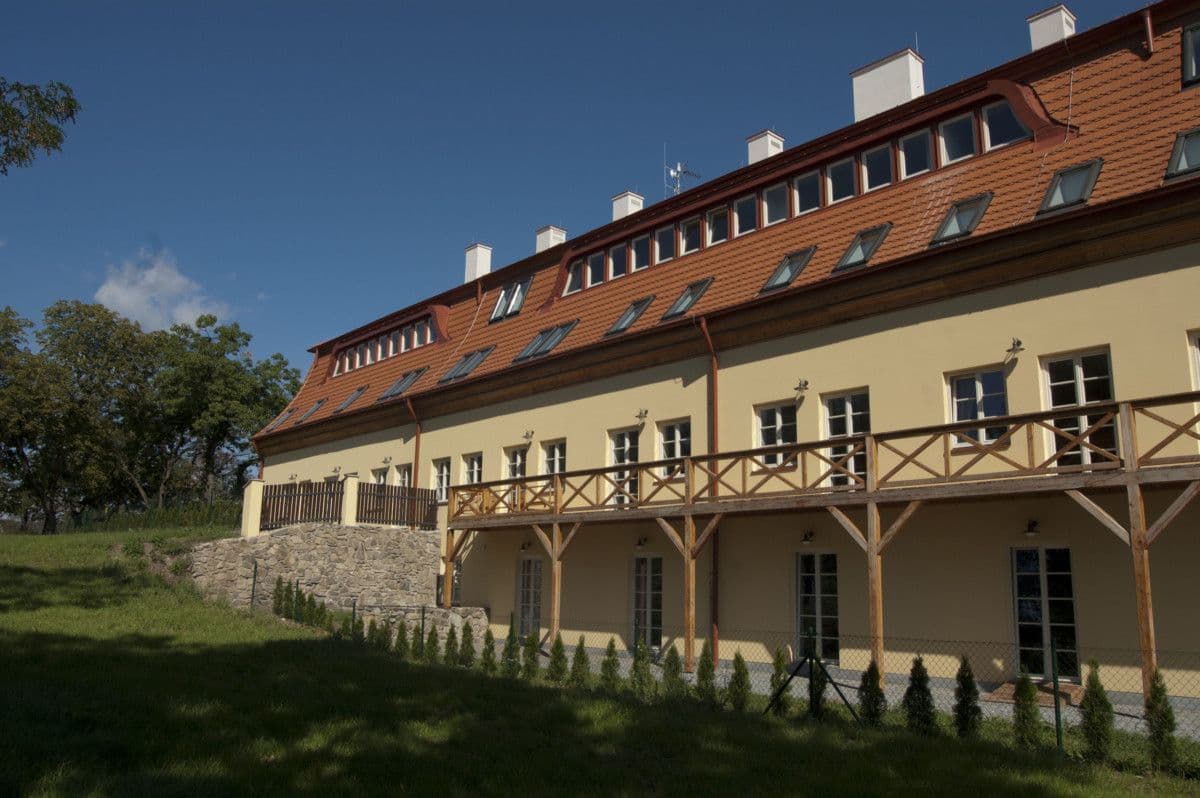Pronájem bytu 1+kk 30 m², U Pivovaru, Dobříš, Středočeský kraj Pronájem bytu 1+kk 30 m², U Pivovaru, Dobříš, Středočeský kraj