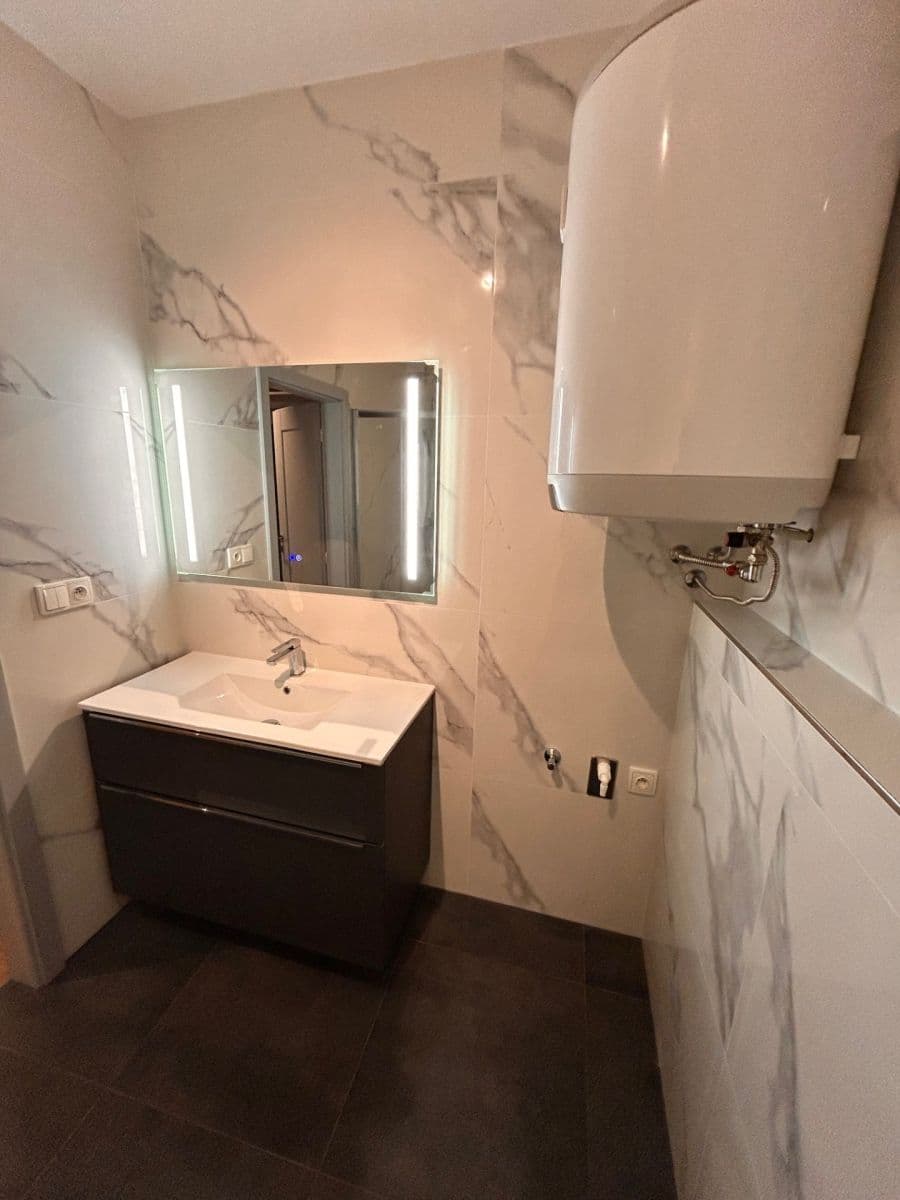 Pronájem bytu 1+kk 30 m², U Pivovaru, Dobříš, Středočeský kraj Pronájem bytu 1+kk 30 m², U Pivovaru, Dobříš, Středočeský kraj