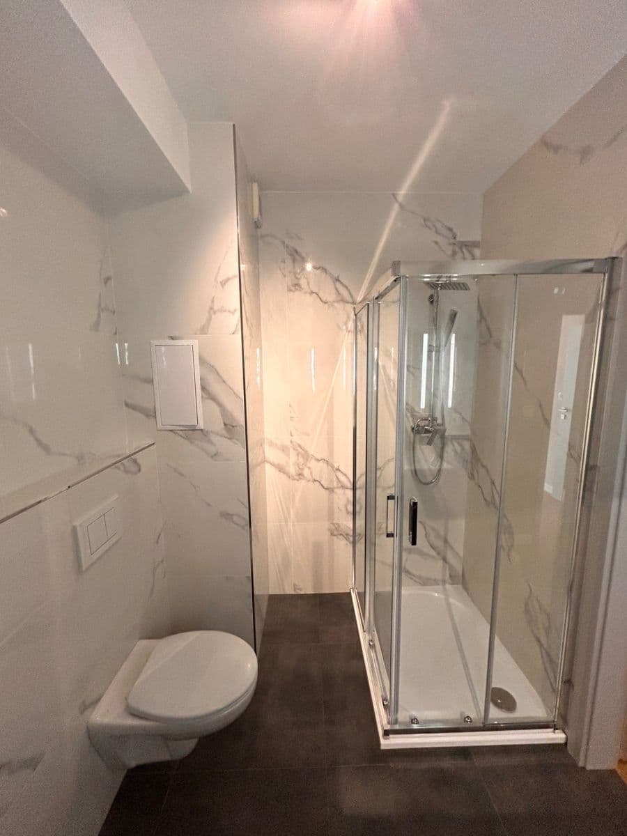 Pronájem bytu 1+kk 30 m², U Pivovaru, Dobříš, Středočeský kraj Pronájem bytu 1+kk 30 m², U Pivovaru, Dobříš, Středočeský kraj