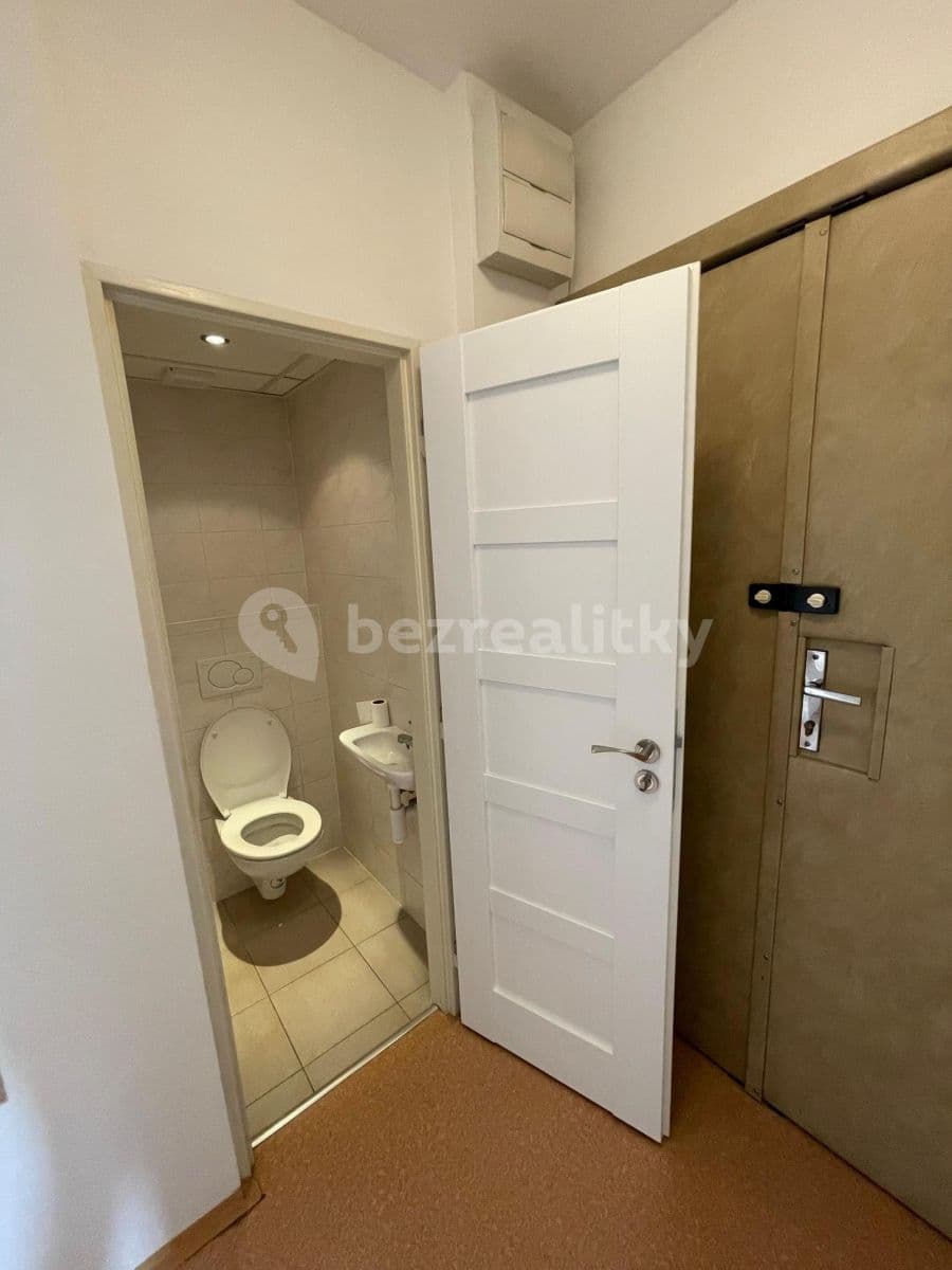 Pronájem bytu 2+1 70 m², Sokolovská, Praha, Praha Pronájem bytu 2+1 70 m², Sokolovská, Praha, Praha