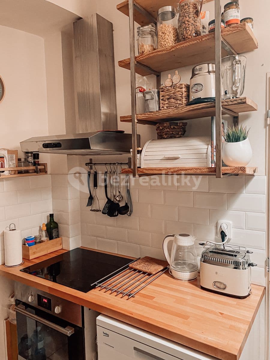 Pronájem bytu 2+kk 60 m², Lucemburská, Praha, Praha Pronájem bytu 2+kk 60 m², Lucemburská, Praha, Praha
