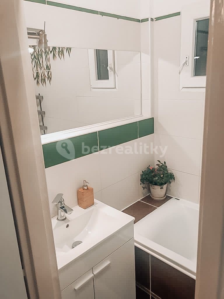 Pronájem bytu 2+kk 60 m², Lucemburská, Praha, Praha Pronájem bytu 2+kk 60 m², Lucemburská, Praha, Praha