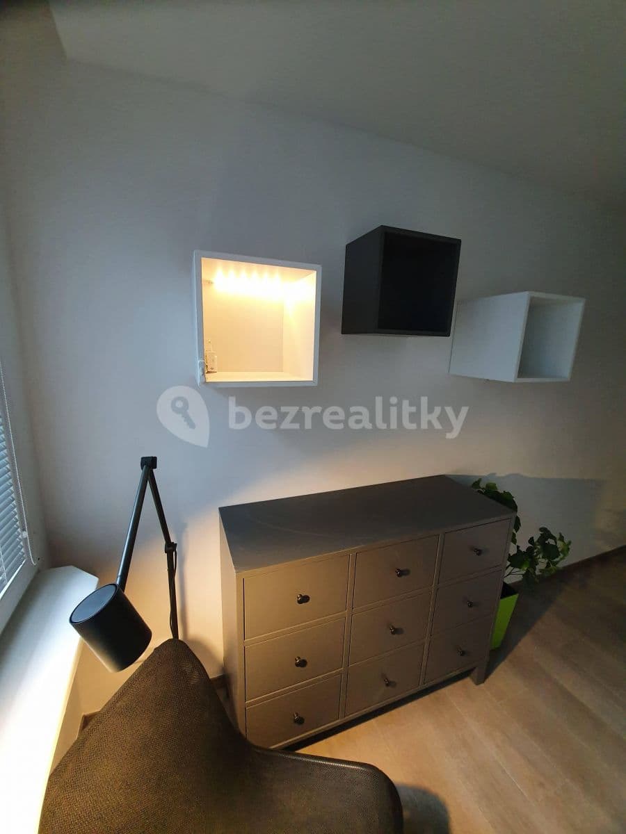 Pronájem bytu 2+kk 30 m², Vokovická, Praha, Praha Pronájem bytu 2+kk 30 m², Vokovická, Praha, Praha