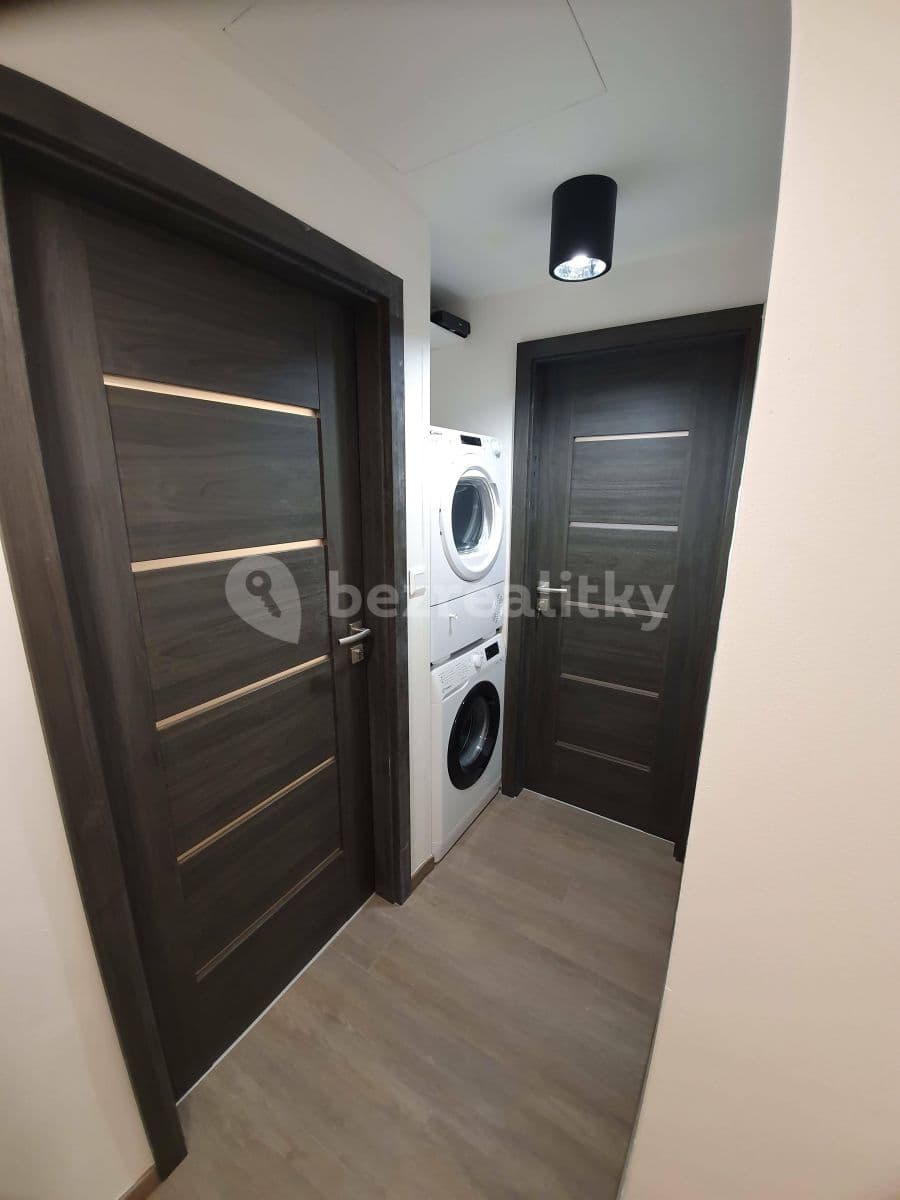 Pronájem bytu 2+kk 30 m², Vokovická, Praha, Praha Pronájem bytu 2+kk 30 m², Vokovická, Praha, Praha