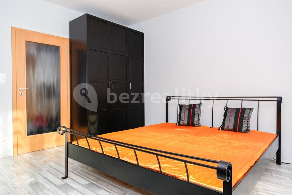 Pronájem bytu 1+kk 45 m², Pod Harfou, Praha, Praha Pronájem bytu 1+kk 45 m², Pod Harfou, Praha, Praha