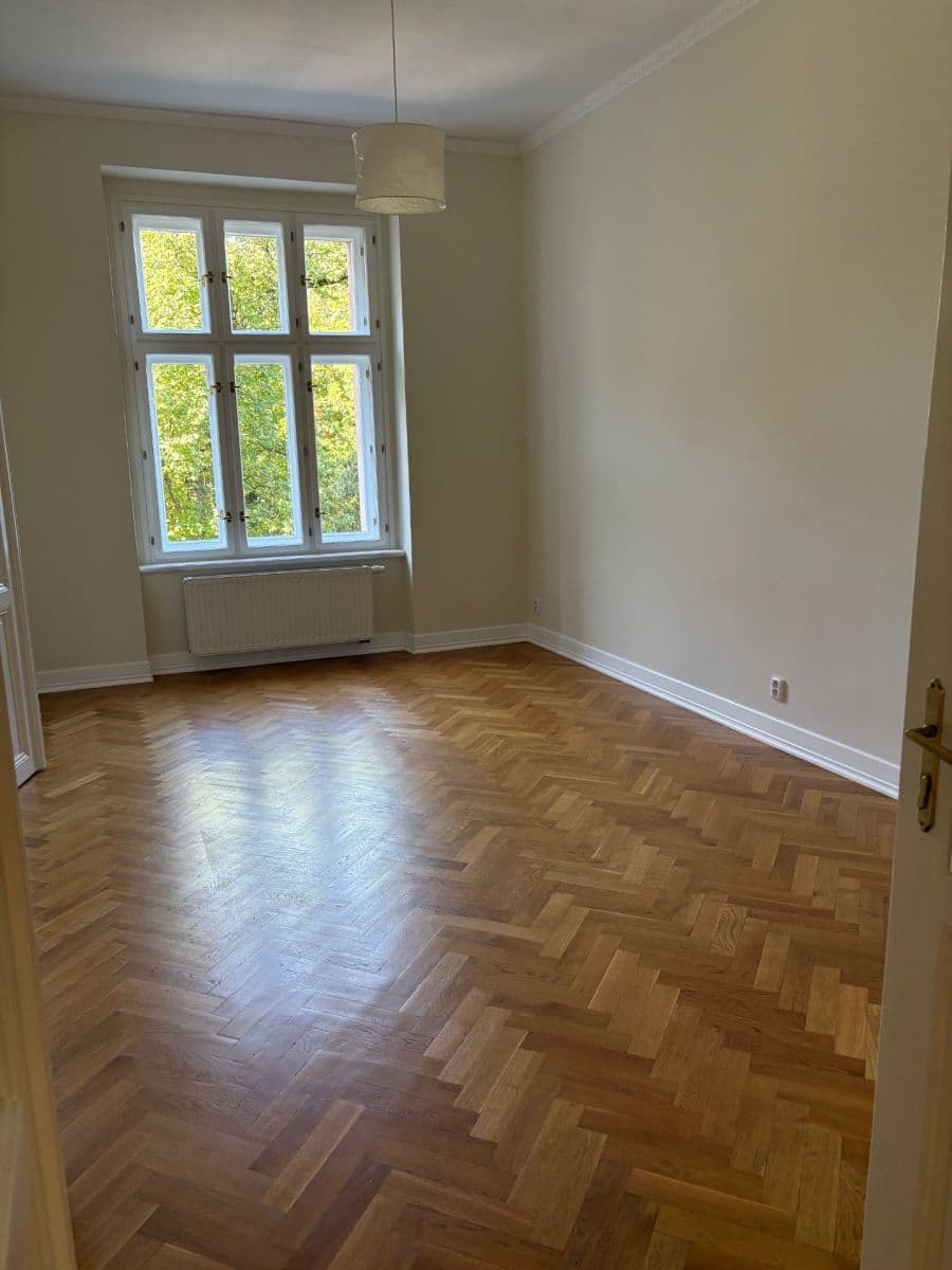 Pronájem bytu 3+1 99 m², U Rajské zahrady, Praha, Praha Pronájem bytu 3+1 99 m², U Rajské zahrady, Praha, Praha