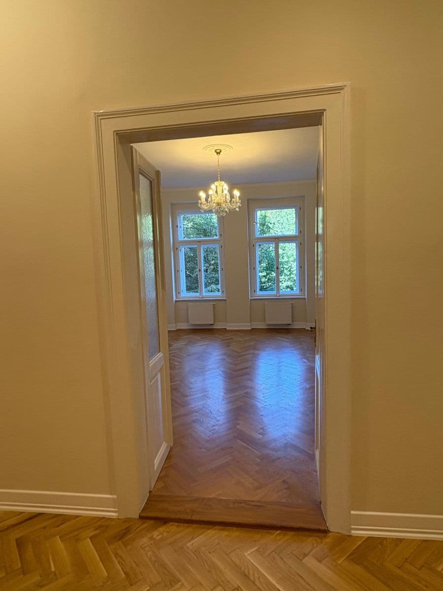 Pronájem bytu 3+1 99 m², U Rajské zahrady, Praha, Praha Pronájem bytu 3+1 99 m², U Rajské zahrady, Praha, Praha