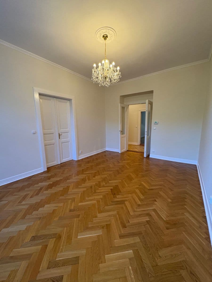 Pronájem bytu 3+1 99 m², U Rajské zahrady, Praha, Praha Pronájem bytu 3+1 99 m², U Rajské zahrady, Praha, Praha