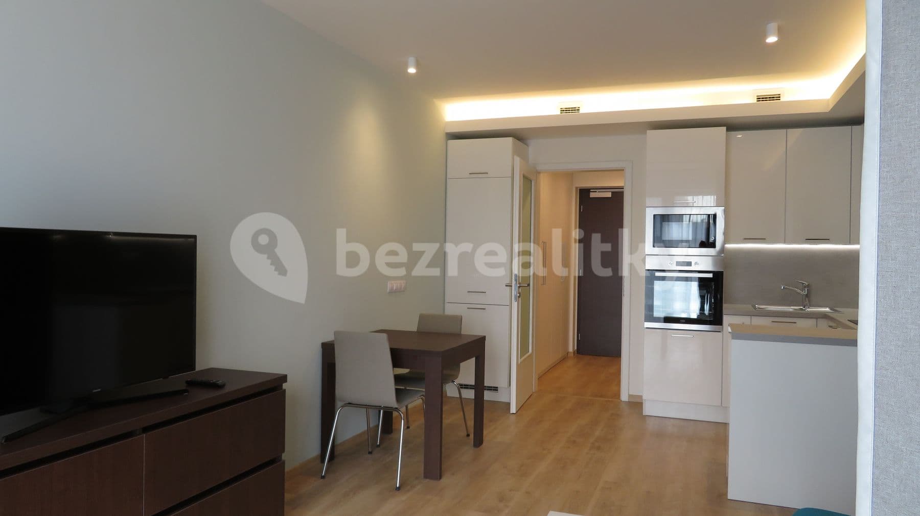 Pronájem bytu 1+kk 36 m², Mukařovského, Praha, Praha Pronájem bytu 1+kk 36 m², Mukařovského, Praha, Praha
