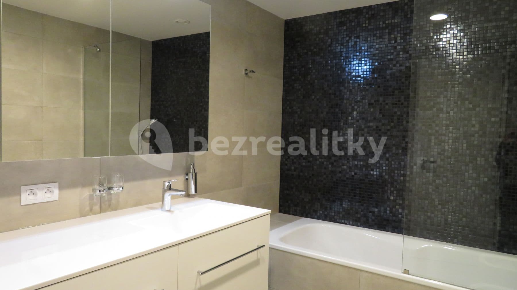 Pronájem bytu 1+kk 36 m², Mukařovského, Praha, Praha Pronájem bytu 1+kk 36 m², Mukařovského, Praha, Praha