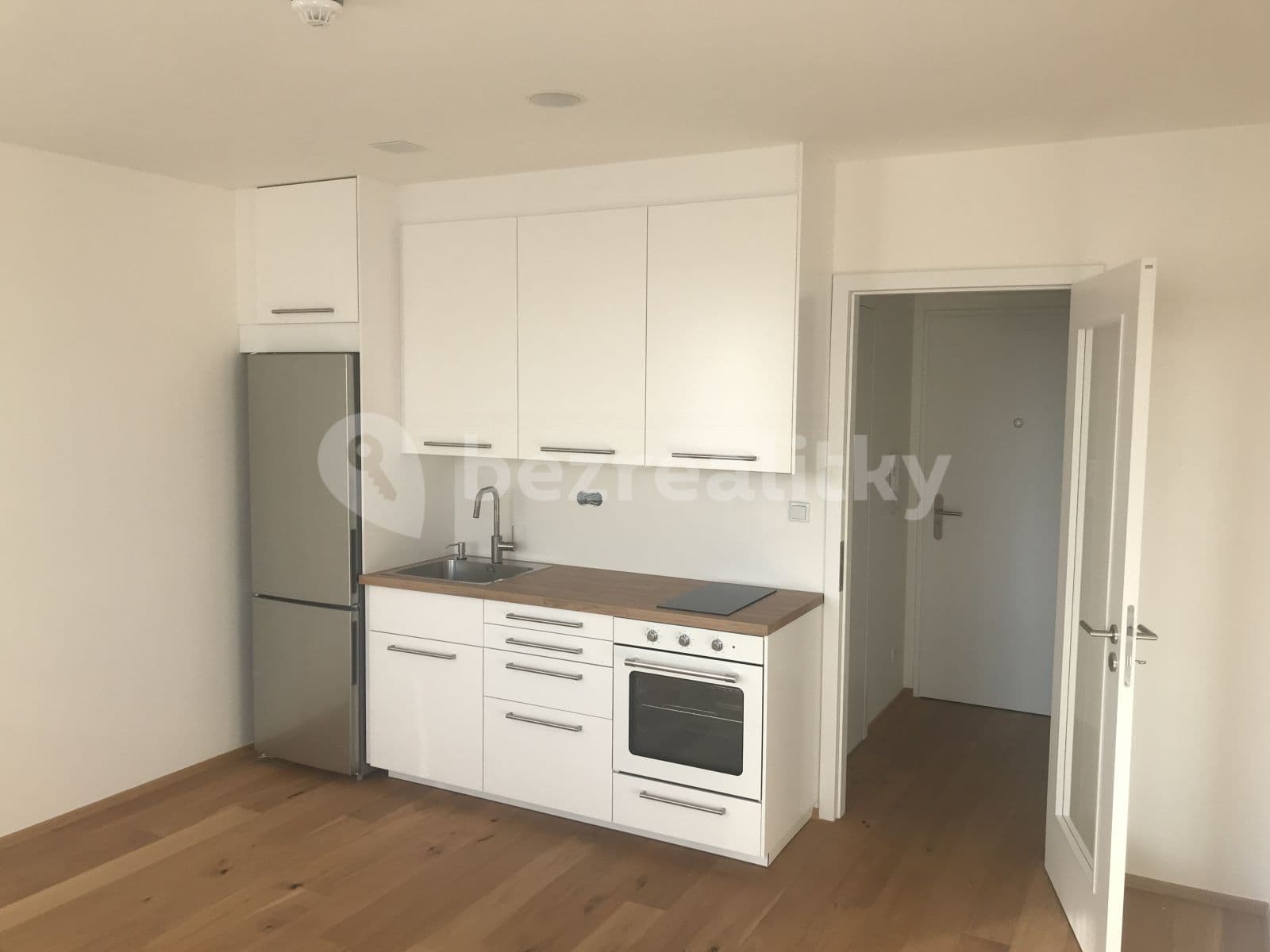 Pronájem bytu Garsoniéra 27 m², Perucká, Praha, Praha Pronájem bytu Garsoniéra 27 m², Perucká, Praha, Praha
