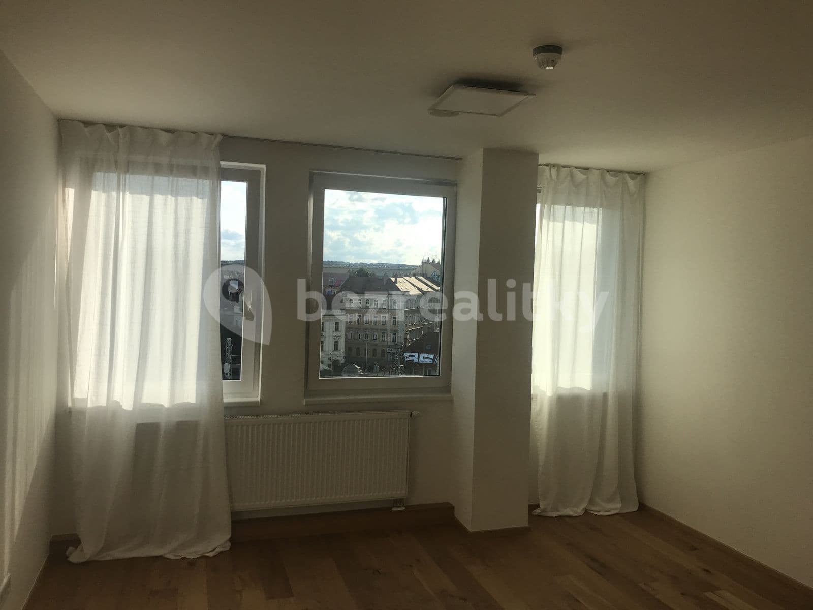 Pronájem bytu Garsoniéra 27 m², Perucká, Praha, Praha Pronájem bytu Garsoniéra 27 m², Perucká, Praha, Praha