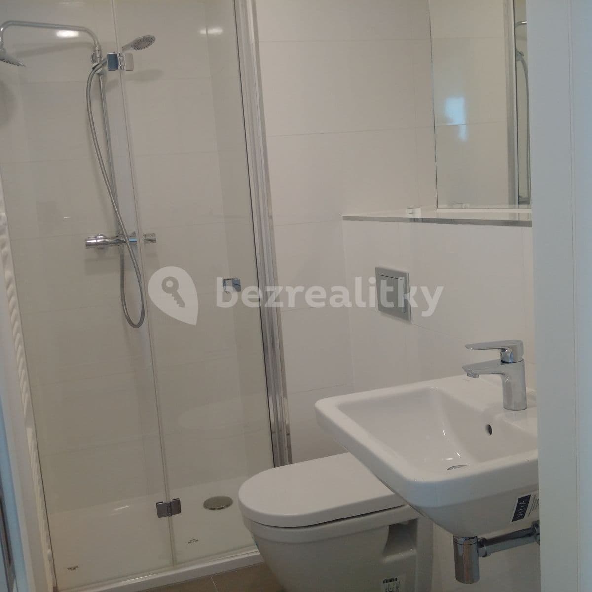 Pronájem bytu Garsoniéra 27 m², Perucká, Praha, Praha Pronájem bytu Garsoniéra 27 m², Perucká, Praha, Praha