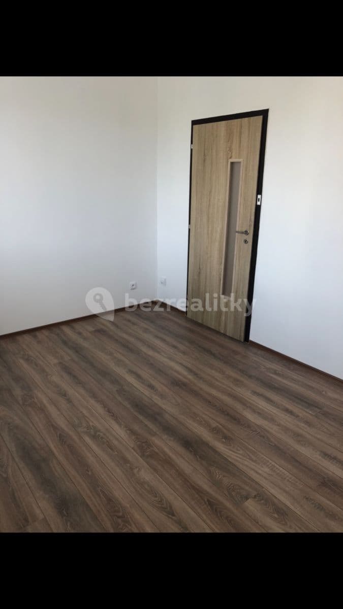 Pronájem bytu 1+1 41 m², Náměstí Osvobození, Cvikov, Liberecký kraj Pronájem bytu 1+1 41 m², Náměstí Osvobození, Cvikov, Liberecký kraj