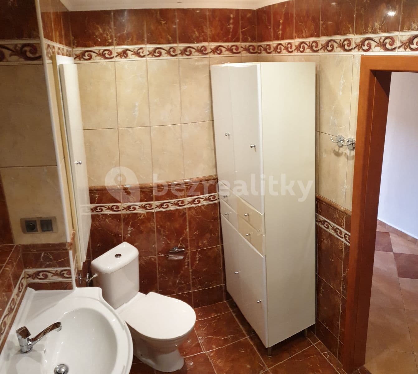 Pronájem bytu 3+1 81 m², Bratří Čapků, Příbram, Středočeský kraj Pronájem bytu 3+1 81 m², Bratří Čapků, Příbram, Středočeský kraj