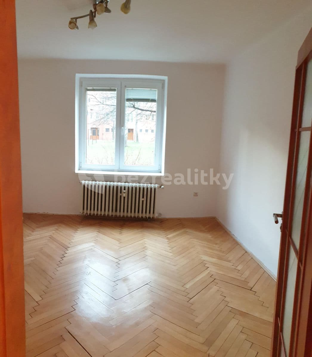 Pronájem bytu 3+1 81 m², Bratří Čapků, Příbram, Středočeský kraj Pronájem bytu 3+1 81 m², Bratří Čapků, Příbram, Středočeský kraj