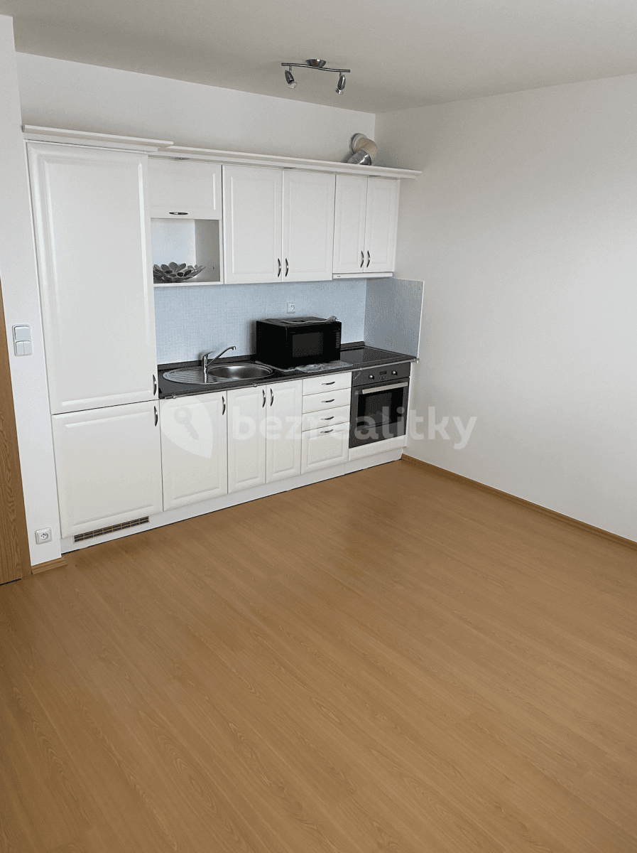 Pronájem bytu Garsoniéra 30 m², Nerudova, Roztoky, Středočeský kraj Pronájem bytu Garsoniéra 30 m², Nerudova, Roztoky, Středočeský kraj