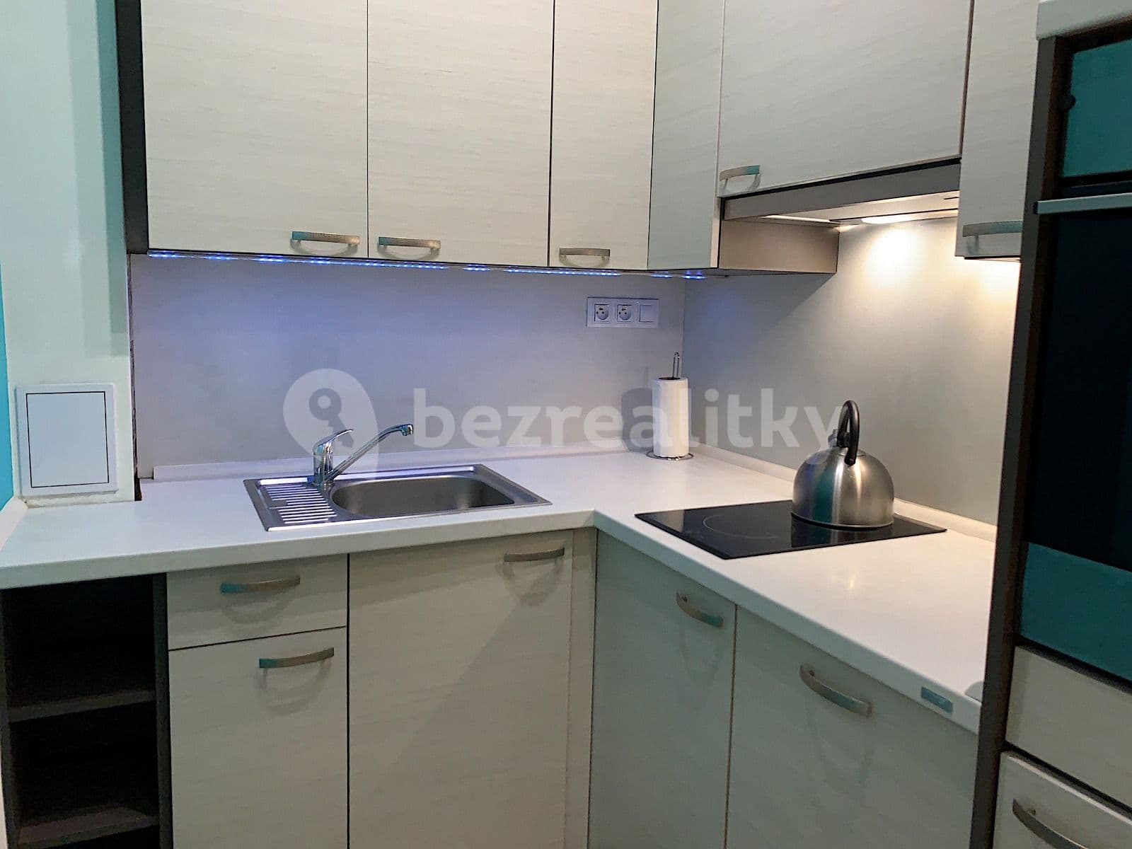 Pronájem bytu 2+1 52 m², Vosmíkových, Praha, Praha Pronájem bytu 2+1 52 m², Vosmíkových, Praha, Praha