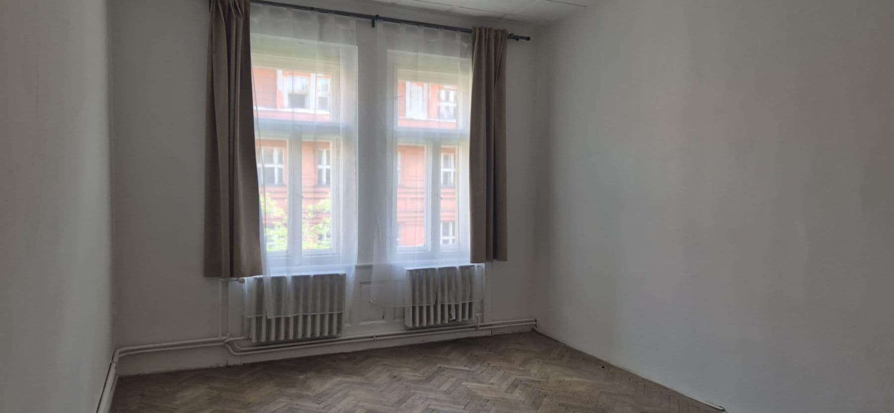 Pronájem bytu 3+1 98 m², Slavíkova, Praha, Praha Pronájem bytu 3+1 98 m², Slavíkova, Praha, Praha