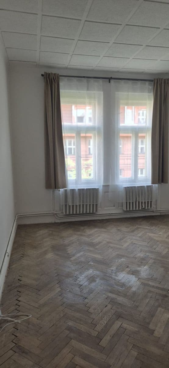 Pronájem bytu 3+1 98 m², Slavíkova, Praha, Praha Pronájem bytu 3+1 98 m², Slavíkova, Praha, Praha
