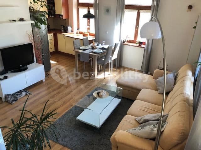 Pronájem domu 110 m², pozemek 100 m², Turinského, Poděbrady, Středočeský kraj Pronájem domu 110 m², pozemek 100 m², Turinského, Poděbrady, Středočeský kraj
