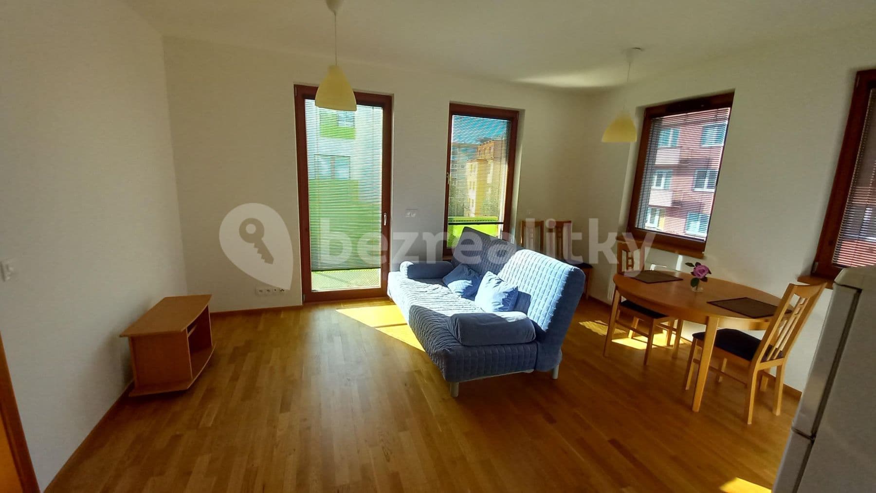 Pronájem bytu 2+kk 42 m², U Hranic, Praha, Praha Pronájem bytu 2+kk 42 m², U Hranic, Praha, Praha