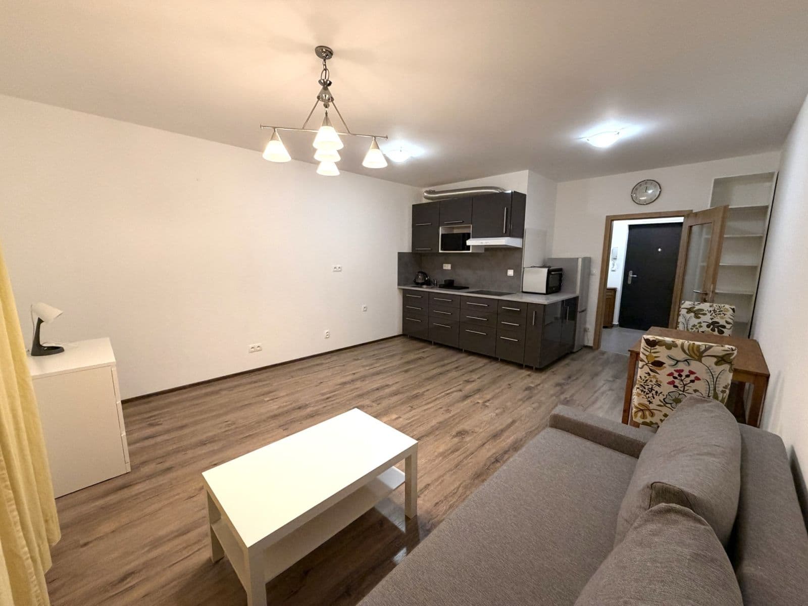 Pronájem bytu 1+kk 33 m², Miroslava Hajna, Praha, Praha Pronájem bytu 1+kk 33 m², Miroslava Hajna, Praha, Praha