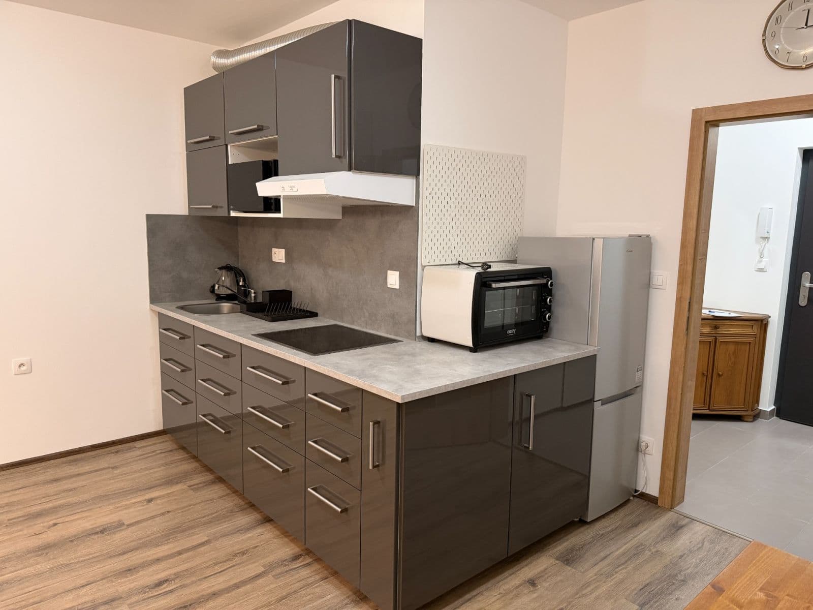 Pronájem bytu 1+kk 33 m², Miroslava Hajna, Praha, Praha Pronájem bytu 1+kk 33 m², Miroslava Hajna, Praha, Praha