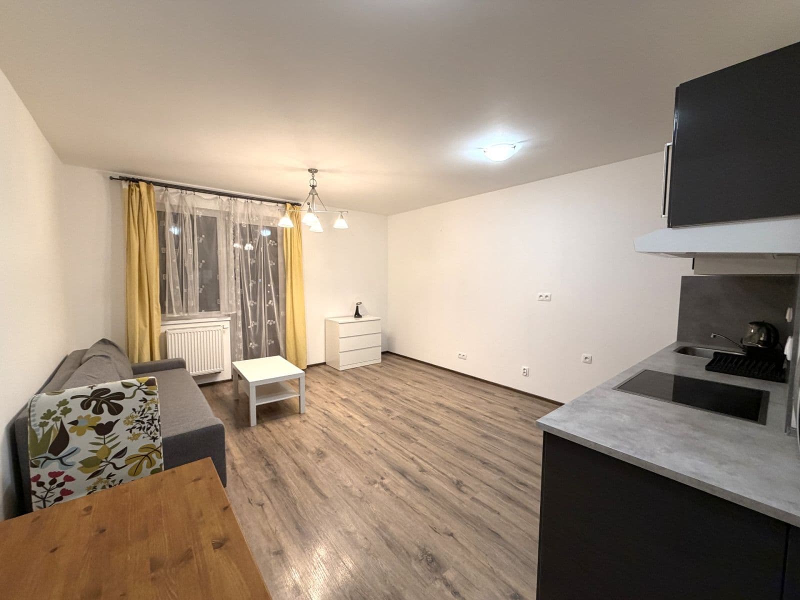 Pronájem bytu 1+kk 33 m², Miroslava Hajna, Praha, Praha Pronájem bytu 1+kk 33 m², Miroslava Hajna, Praha, Praha