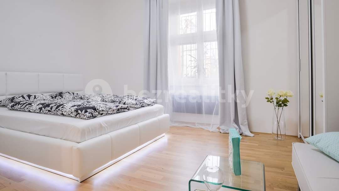 Pronájem bytu 2+1 74 m², Baranova, Praha, Praha Pronájem bytu 2+1 74 m², Baranova, Praha, Praha