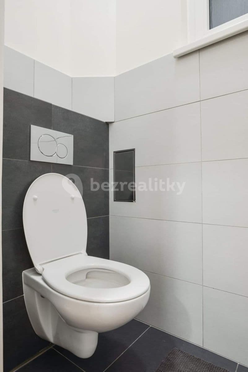 Pronájem bytu 2+1 74 m², Baranova, Praha, Praha Pronájem bytu 2+1 74 m², Baranova, Praha, Praha