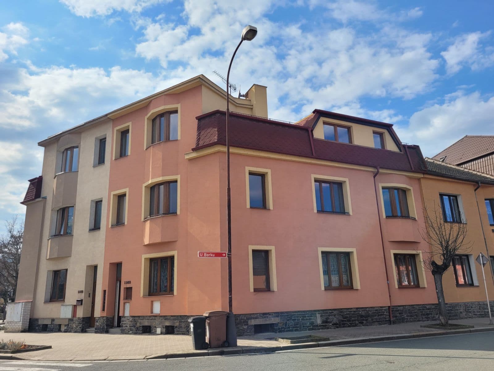 Pronájem bytu 3+1 116 m², U Borků, Kolín, Středočeský kraj Pronájem bytu 3+1 116 m², U Borků, Kolín, Středočeský kraj