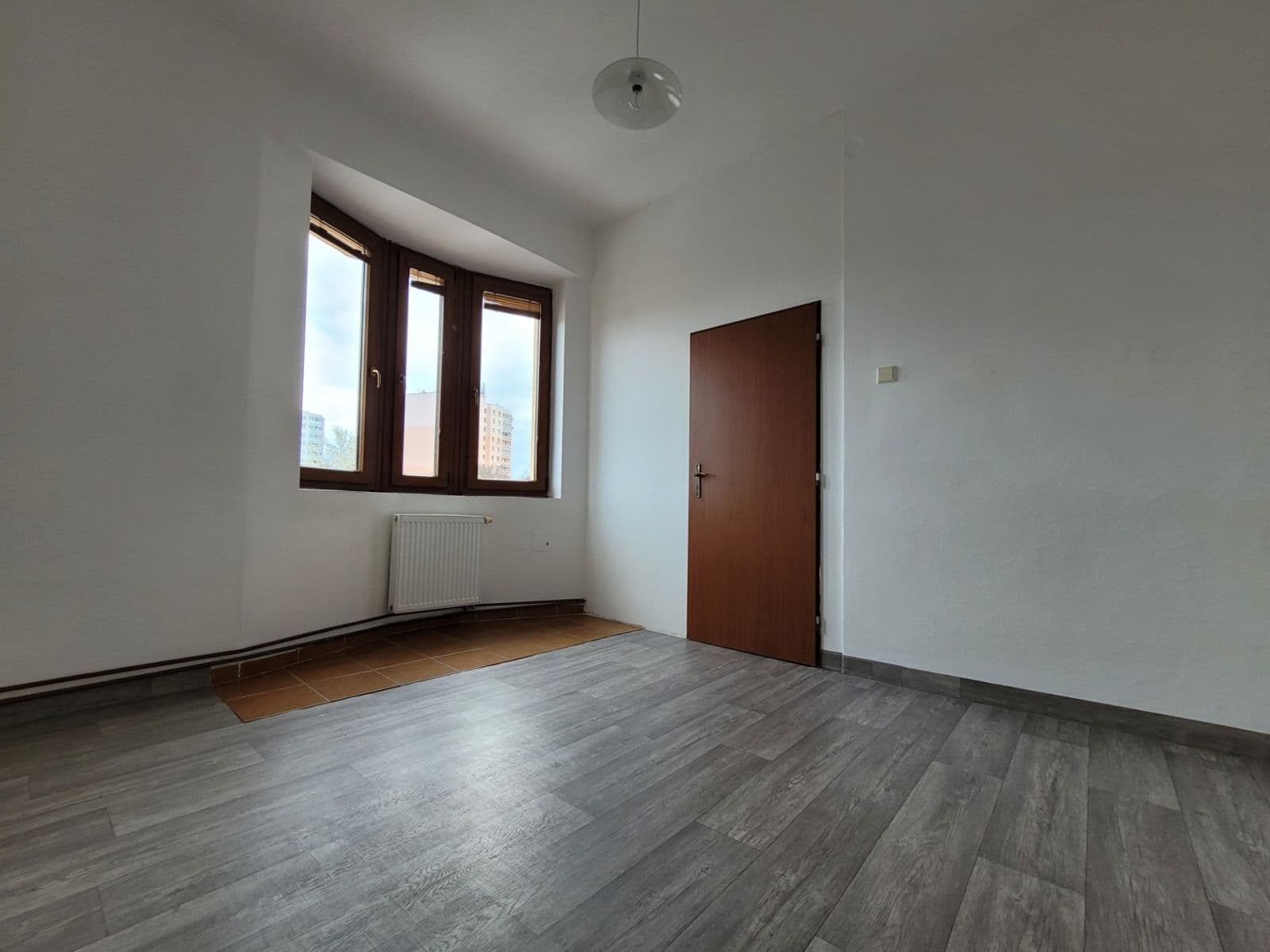 Pronájem bytu 3+1 116 m², U Borků, Kolín, Středočeský kraj Pronájem bytu 3+1 116 m², U Borků, Kolín, Středočeský kraj