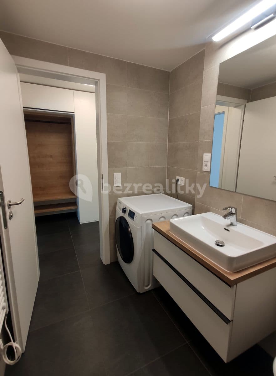 Pronájem bytu 1+kk 38 m², Benešova, Praha, Praha Pronájem bytu 1+kk 38 m², Benešova, Praha, Praha