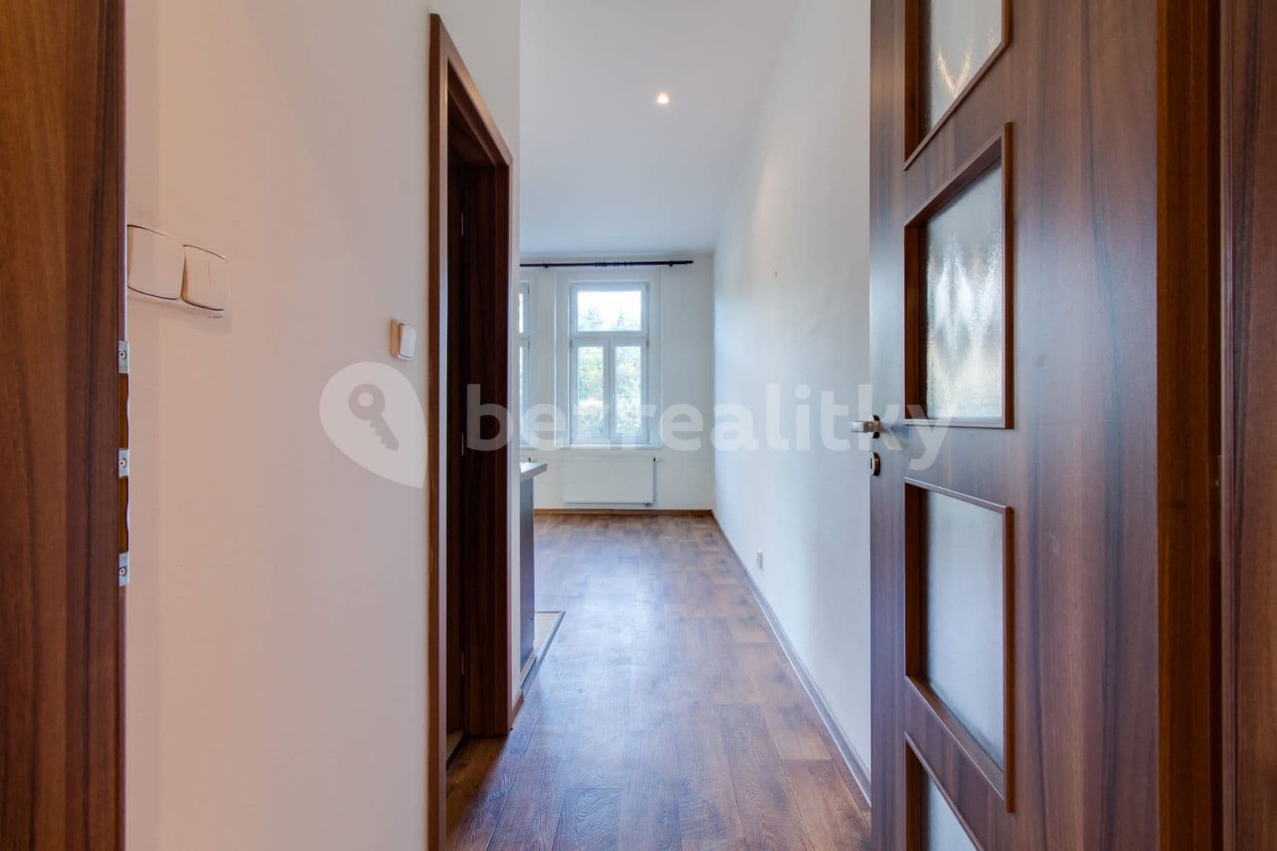 Pronájem bytu 1+1 54 m², U Kavalírky, Praha, Praha Pronájem bytu 1+1 54 m², U Kavalírky, Praha, Praha
