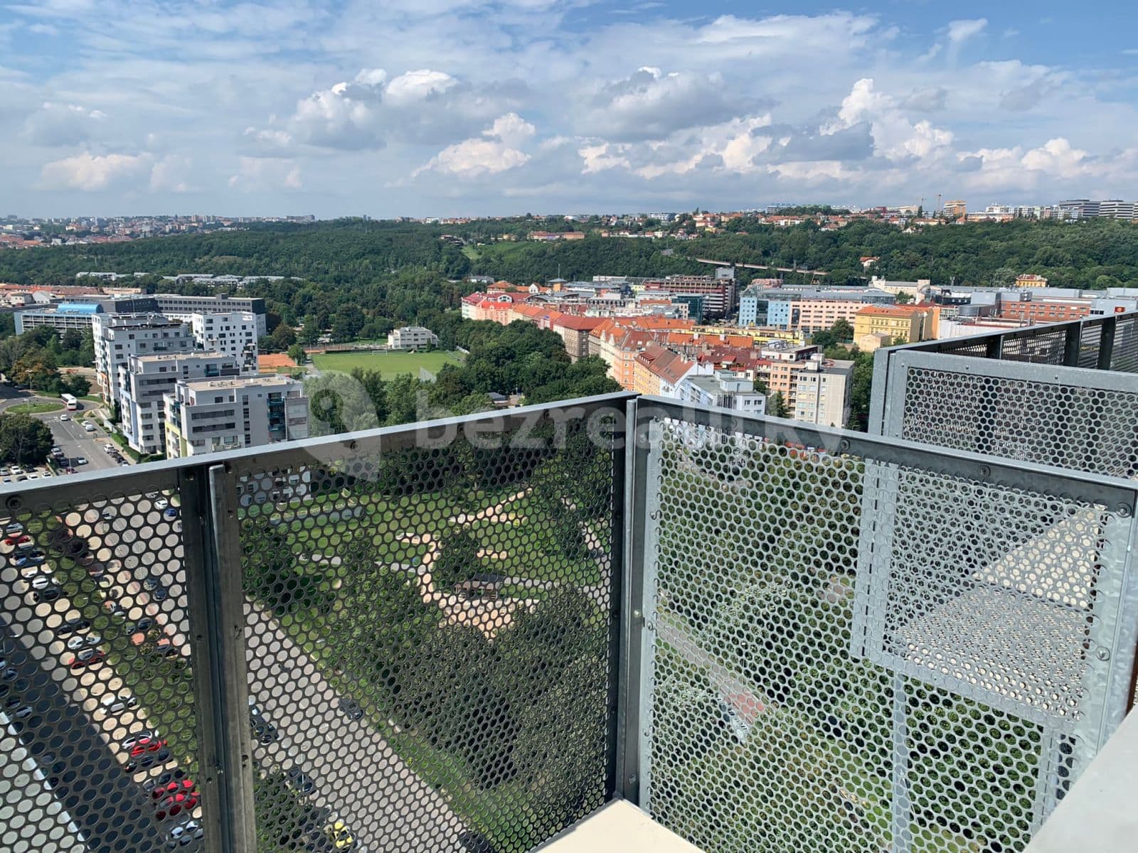 Pronájem bytu 1+kk 38 m², Freyova, Praha, Praha Pronájem bytu 1+kk 38 m², Freyova, Praha, Praha