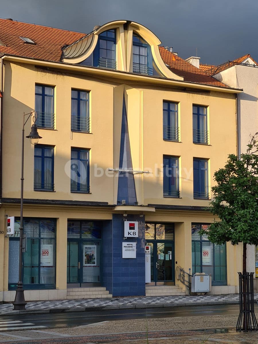 Pronájem bytu 1+kk 55 m², Masarykovo náměstí, Brandýs nad Labem-Stará Boleslav, Středočeský kraj Pronájem bytu 1+kk 55 m², Masarykovo náměstí, Brandýs nad Labem-Stará Boleslav, Středočeský kraj