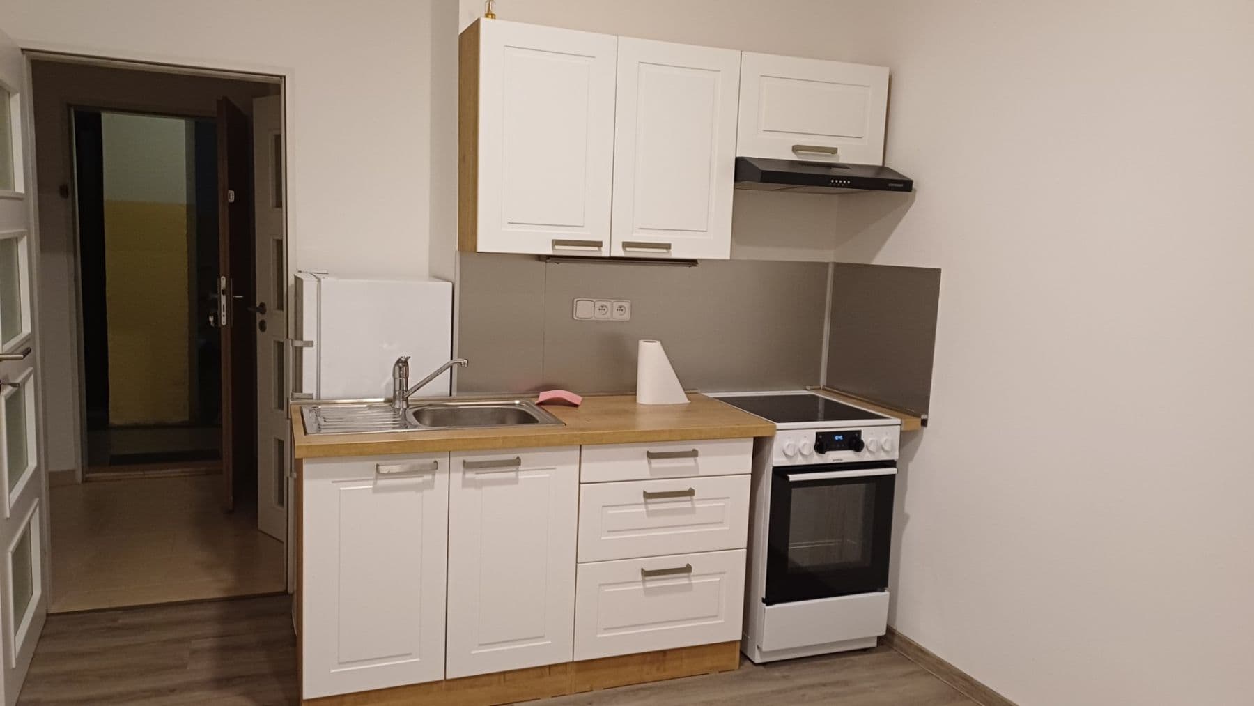 Pronájem bytu Garsoniéra 26 m², Na Míčánkách, Praha, Praha Pronájem bytu Garsoniéra 26 m², Na Míčánkách, Praha, Praha
