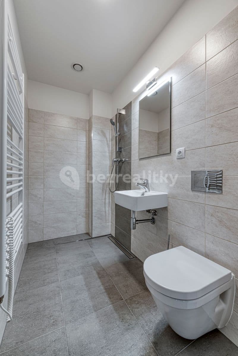 Pronájem bytu 2+kk 22 m², Mukařovského, Praha, Praha Pronájem bytu 2+kk 22 m², Mukařovského, Praha, Praha