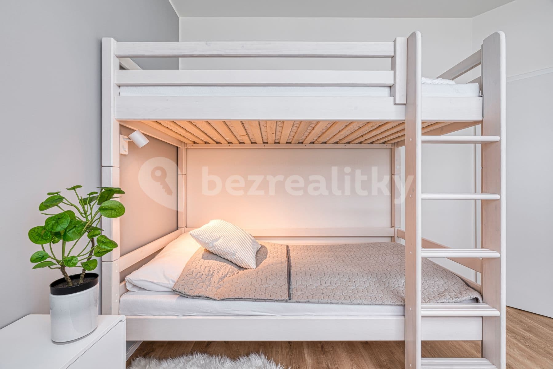 Pronájem bytu 2+kk 22 m², Mukařovského, Praha, Praha Pronájem bytu 2+kk 22 m², Mukařovského, Praha, Praha