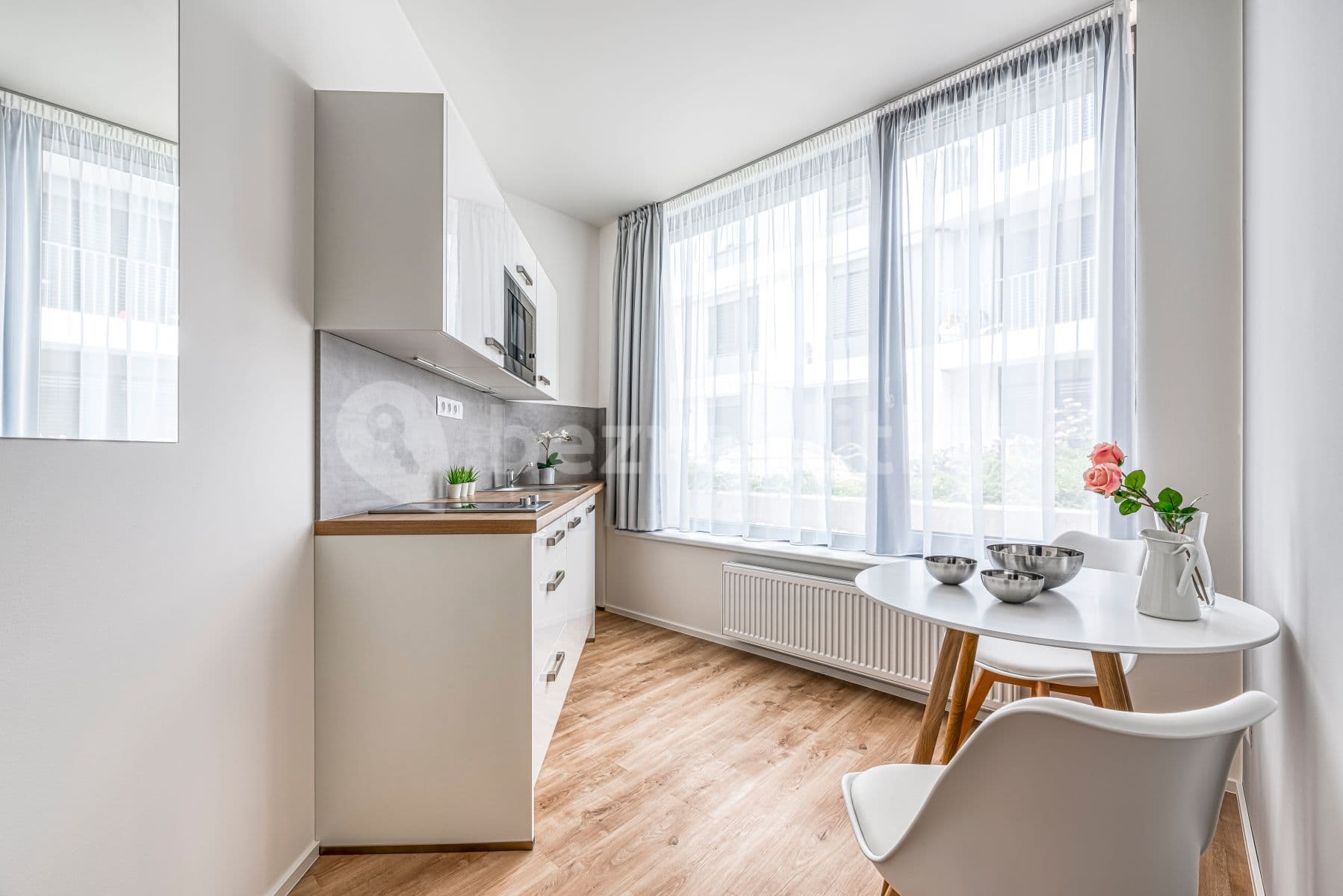 Pronájem bytu 2+kk 22 m², Mukařovského, Praha, Praha Pronájem bytu 2+kk 22 m², Mukařovského, Praha, Praha