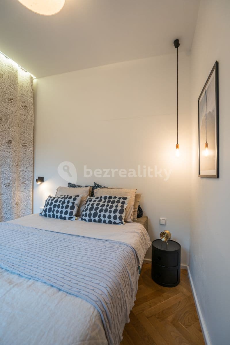 Pronájem bytu 2+kk 40 m², Heleny Malířové, Praha, Praha Pronájem bytu 2+kk 40 m², Heleny Malířové, Praha, Praha