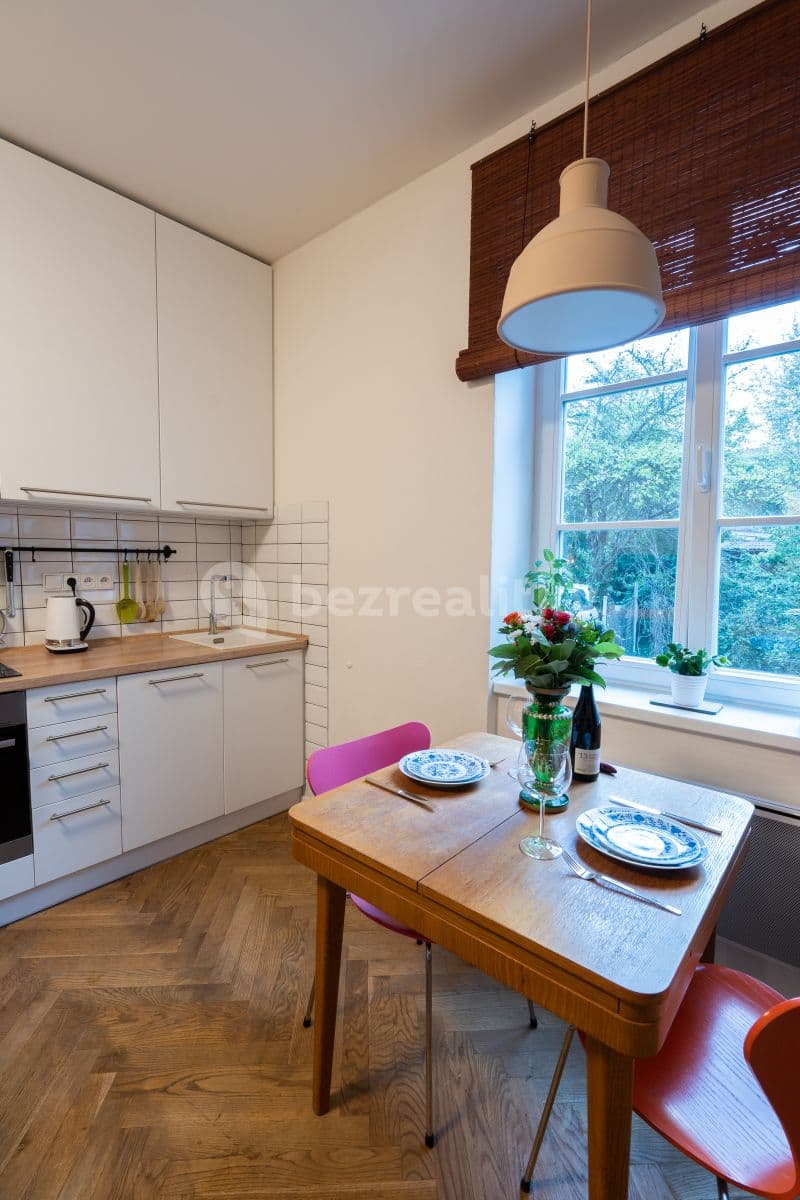 Pronájem bytu 2+kk 40 m², Heleny Malířové, Praha, Praha Pronájem bytu 2+kk 40 m², Heleny Malířové, Praha, Praha