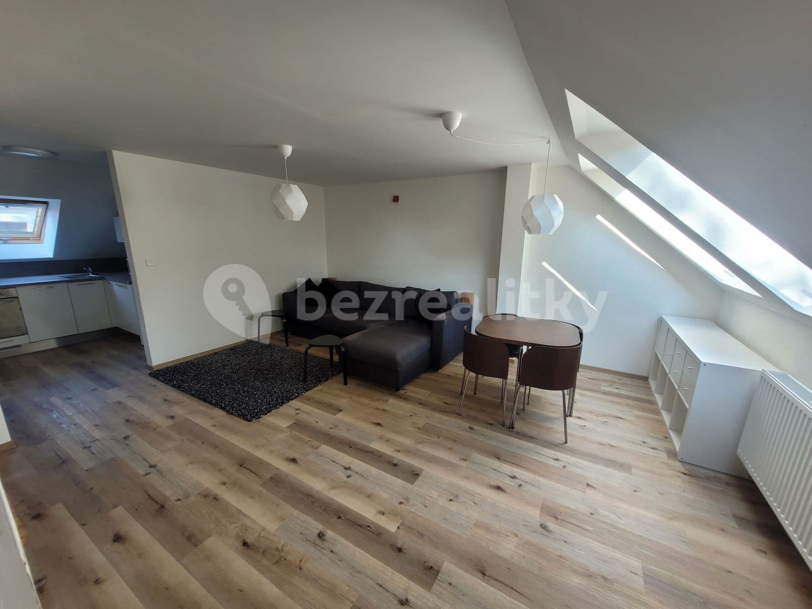 Pronájem bytu 2+kk 56 m², Bezručova, Mikulov, Jihomoravský kraj Pronájem bytu 2+kk 56 m², Bezručova, Mikulov, Jihomoravský kraj