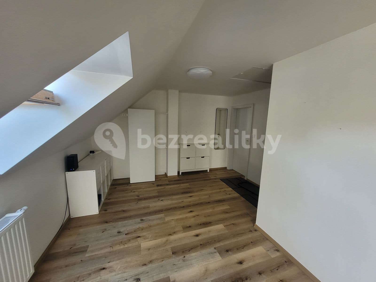 Pronájem bytu 2+kk 56 m², Bezručova, Mikulov, Jihomoravský kraj Pronájem bytu 2+kk 56 m², Bezručova, Mikulov, Jihomoravský kraj
