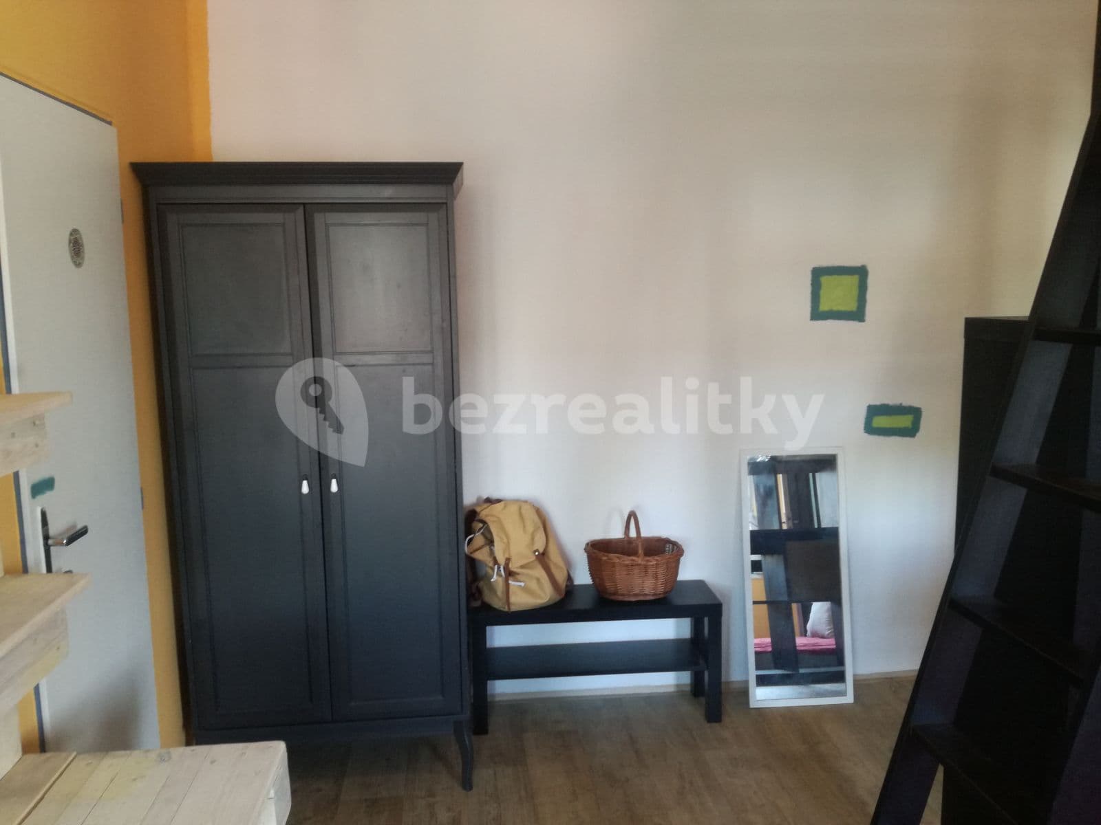Pronájem bytu Garsoniéra 24 m², Palachova, Ústí nad Labem, Ústecký kraj Pronájem bytu Garsoniéra 24 m², Palachova, Ústí nad Labem, Ústecký kraj