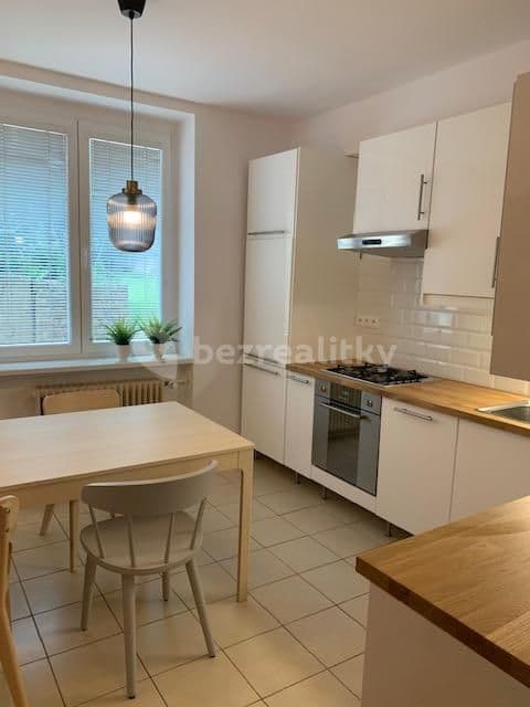 Pronájem bytu 3+1 73 m², Holekova, Bratislava - mestská časť Staré Mesto, Bratislavský kraj Pronájem bytu 3+1 73 m², Holekova, Bratislava - mestská časť Staré Mesto, Bratislavský kraj