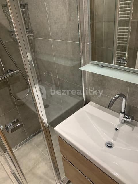 Pronájem bytu 3+1 73 m², Holekova, Bratislava - mestská časť Staré Mesto, Bratislavský kraj Pronájem bytu 3+1 73 m², Holekova, Bratislava - mestská časť Staré Mesto, Bratislavský kraj
