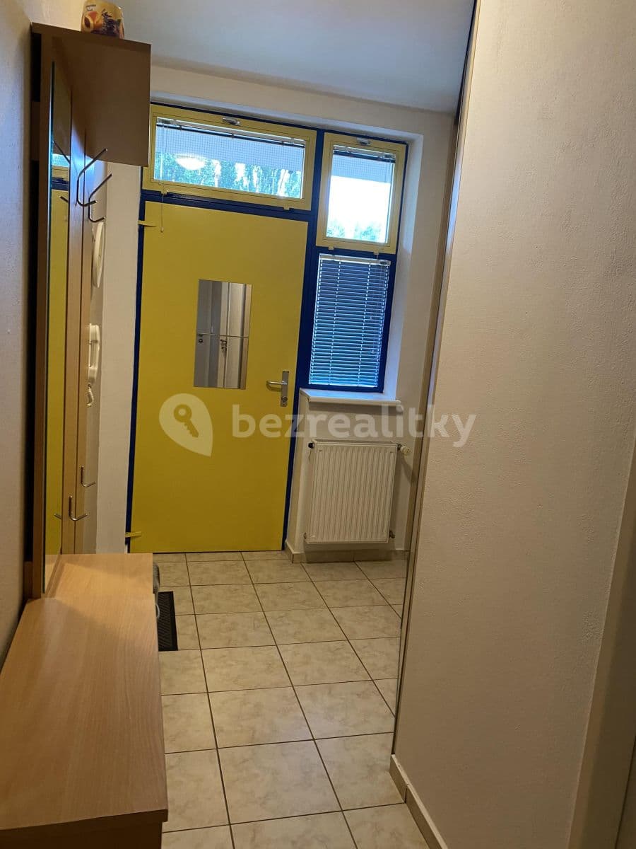 Pronájem bytu 1+1 45 m², Haanova, Petržalka, Bratislavský kraj Pronájem bytu 1+1 45 m², Haanova, Petržalka, Bratislavský kraj